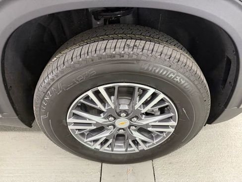 New 2026 Chevrolet Traverse LT image 4