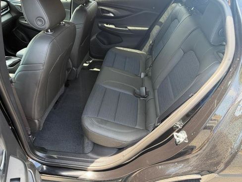 Used 2025 Buick Envista Preferred w/ Convenience I Package FWD image 10