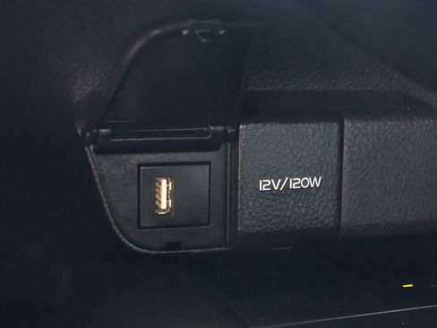 Used 2023 Toyota Camry XSE image 21