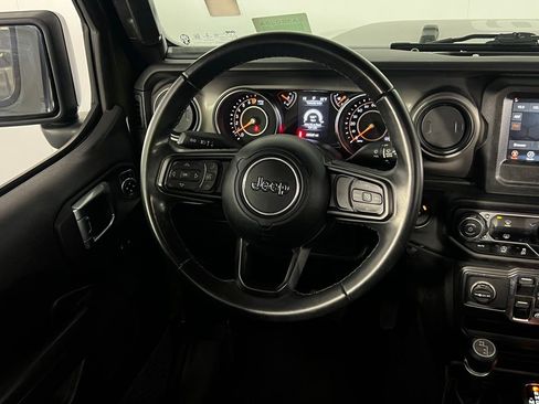 Used 2022 Jeep Wrangler Unlimited Sport image 16