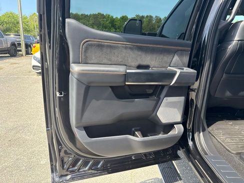 Used 2024 Ford F350 Platinum w/ FX4 Off-Road Package AWD/4WD image 31