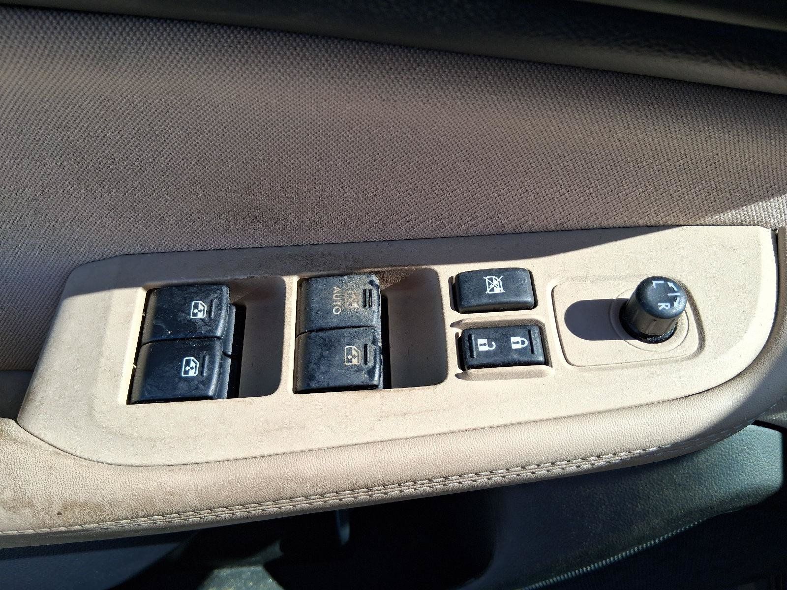 Used 2018 Subaru Outback 2.5i AWD/4WD image 16