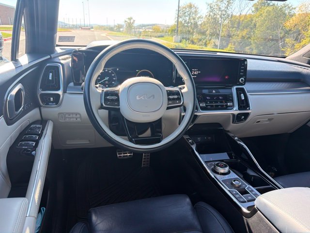 Certified 2023 Kia Sorento SX Prestige AWD/4WD image 14