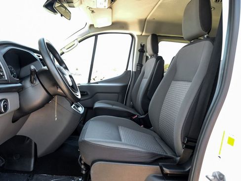 Used 2024 Ford Transit 350 XLT image 3