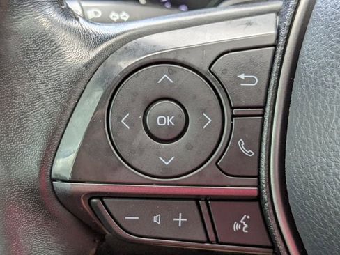 Used 2022 Toyota Camry SE FWD image 22
