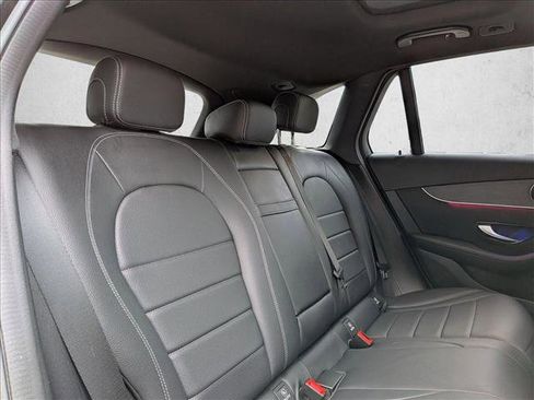 Used 2022 Mercedes-Benz GLC 300 4MATIC image 13