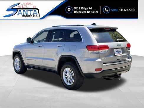 Used 2019 Jeep Grand Cherokee Laredo AWD/4WD image 13