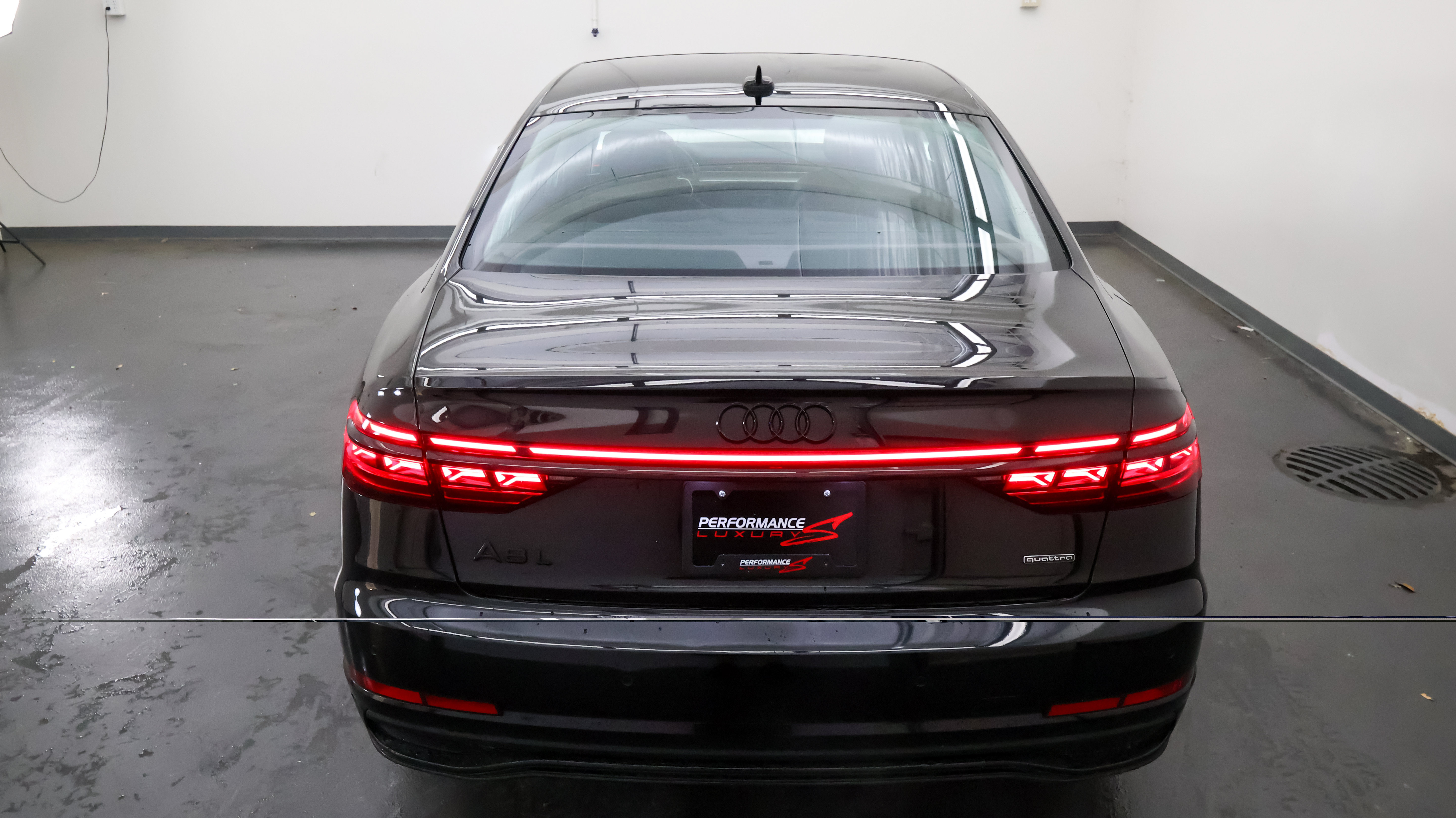 Used 2022 Audi A8 L 3.0T w/ Executive Package AWD/4WD image 10