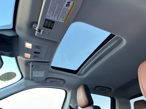 Used 2024 Ford Maverick Lariat image 28