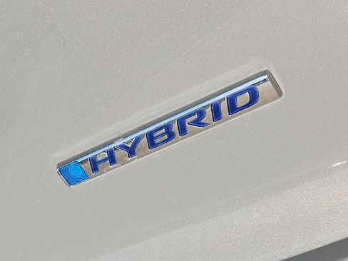 Used 2024 Honda Accord EX-L image 10