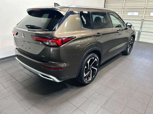 Used 2022 Mitsubishi Outlander SEL AWD/4WD image 3