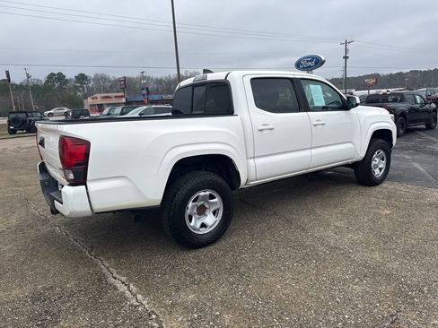 Used 2021 Toyota Tacoma SR image 6