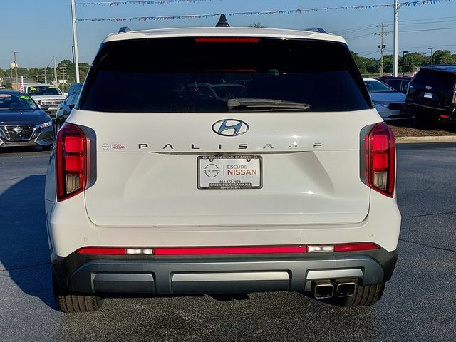Used 2023 Hyundai Palisade SEL w/ Premium Package FWD image 4