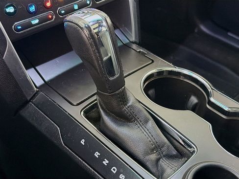 Used 2016 Ford Explorer Limited w/ Equipment Group 301A FWD image 18