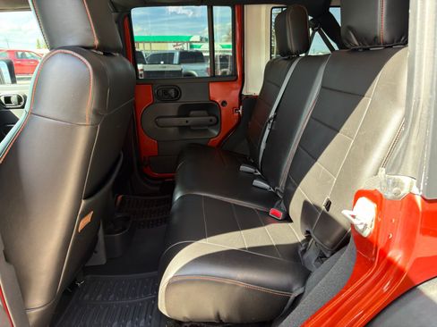 Used 2009 Jeep Wrangler Unlimited Rubicon w/ Trailer Tow Group image 25