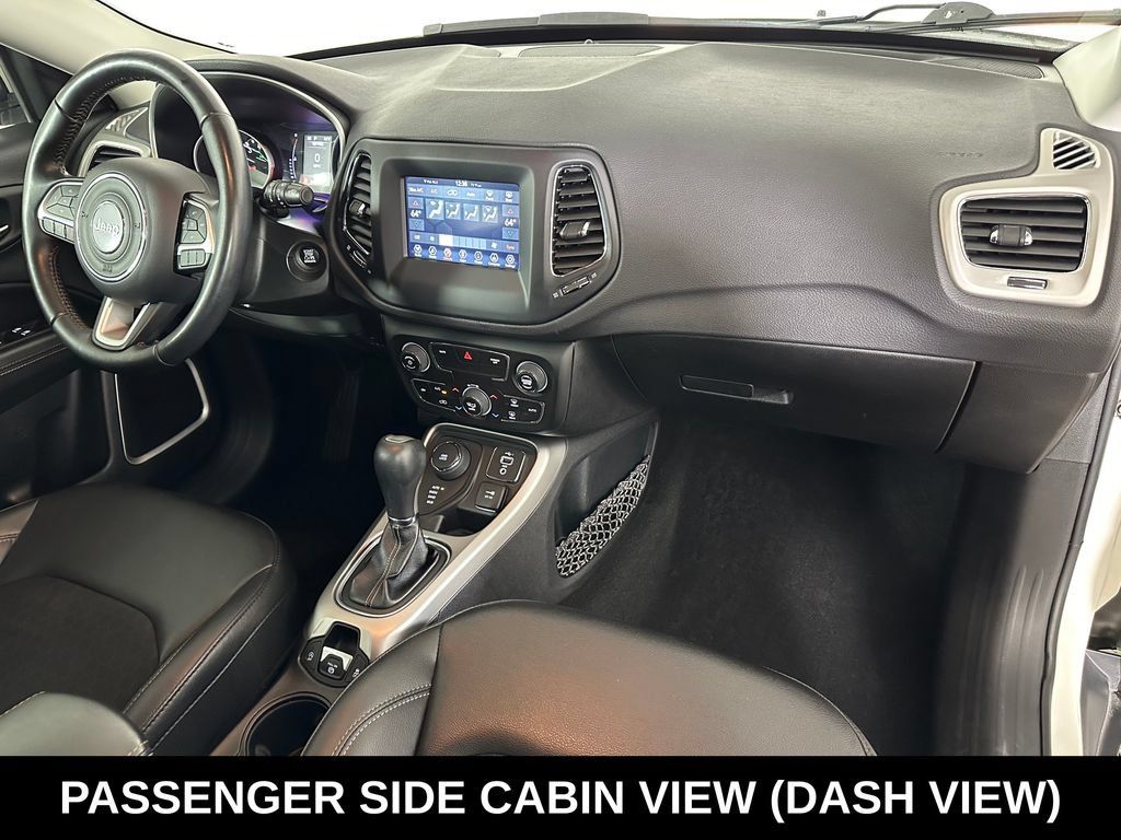 Used 2020 Jeep Compass Latitude AWD/4WD image 31
