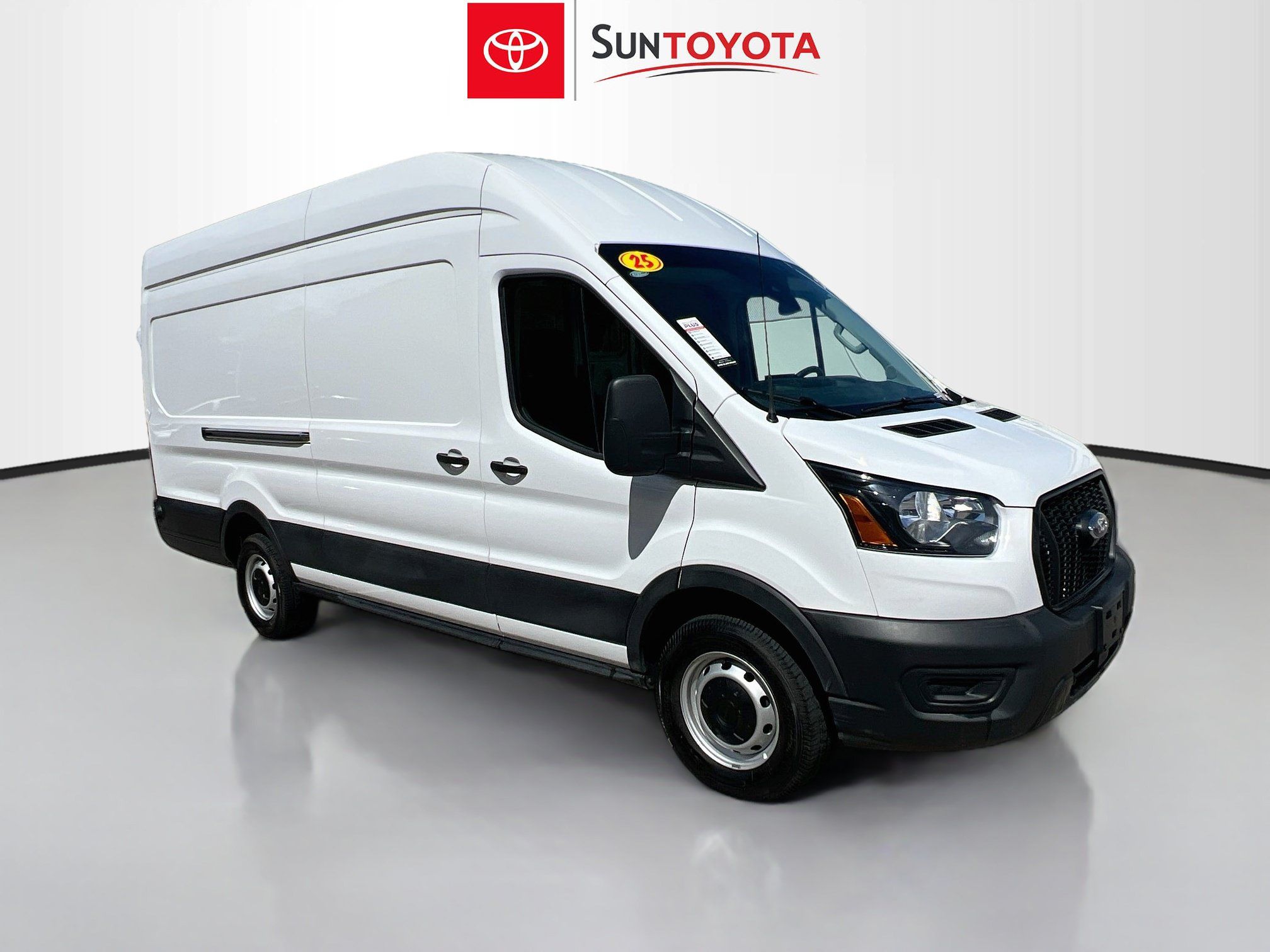 Used 2025 Ford Transit 250 148 High Roof Extended w/ Load Area Protection Package RWD image 1