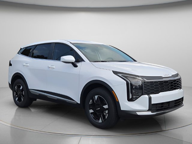 Certified 2026 Kia Sportage LX AWD/4WD image 8