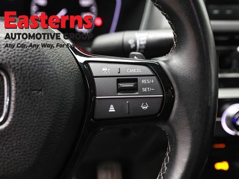 Used 2023 Honda Civic Sport image 16