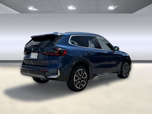 Used 2025 BMW X1 xDrive28i AWD/4WD image 8