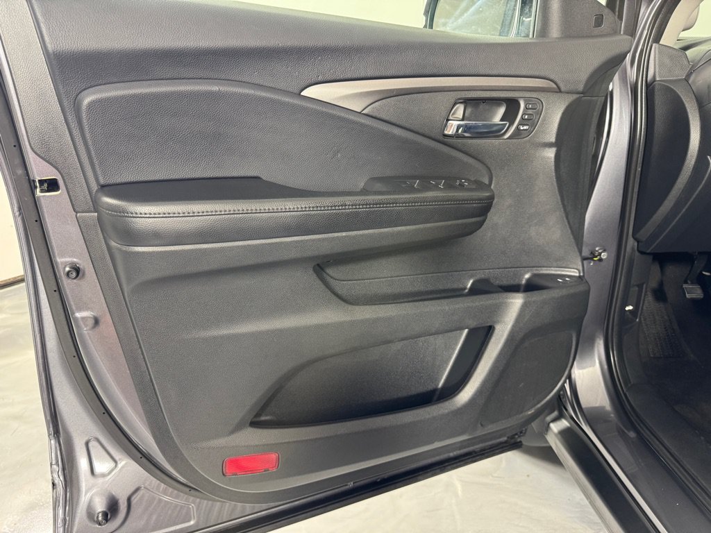 Used 2019 Honda Pilot EX-L image 11
