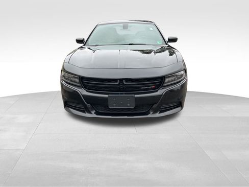 Used 2019 Dodge Charger SXT w/ Leather Interior Group image 9