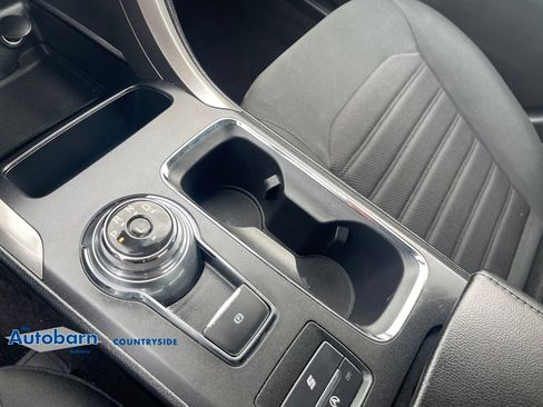 Used 2020 Ford Fusion SE FWD image 22