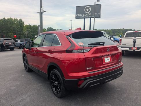 Used 2024 Mitsubishi Eclipse Cross LE AWD/4WD image 7