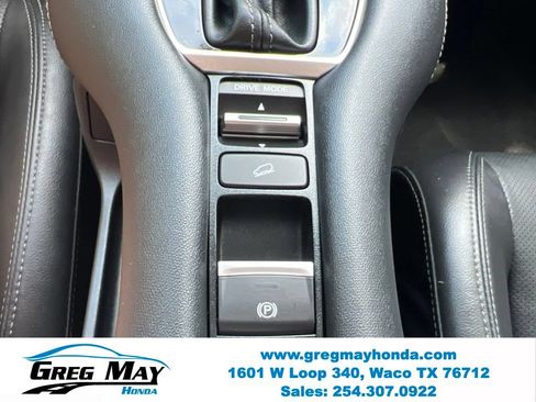 Used 2025 Honda HR-V EX-L image 27
