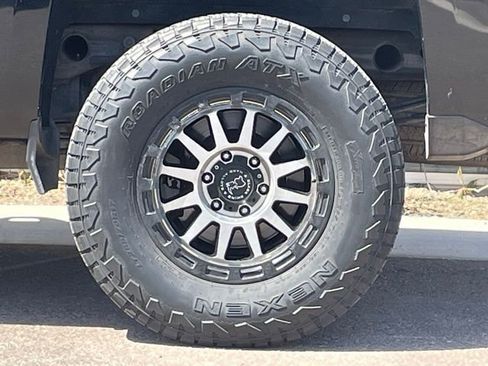 Used 2017 Chevrolet Silverado 1500 LT w/ All Star Edition image 18