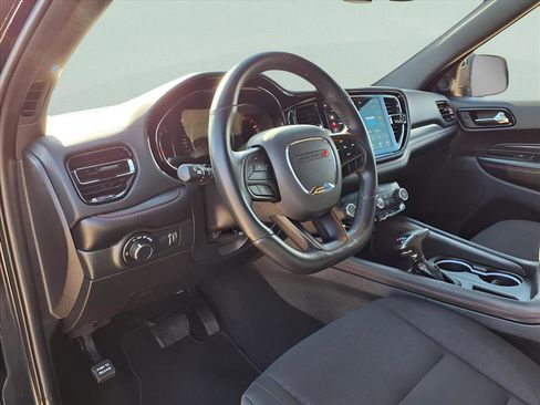 Used 2025 Dodge Durango GT image 16