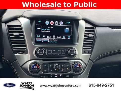 Used 2018 Chevrolet Suburban LT image 16