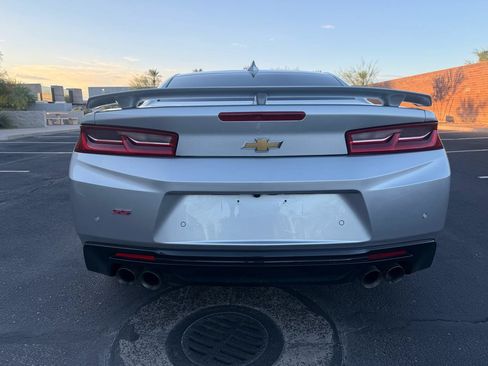 Used 2017 Chevrolet Camaro SS RWD image 4