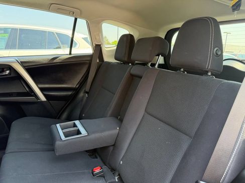 Used 2018 Toyota RAV4 XLE AWD/4WD image 29