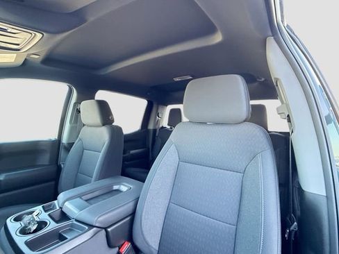 New 2026 Chevrolet Silverado 1500 Custom Trail Boss w/ LPO, Dark Essentials Package AWD/4WD image 17