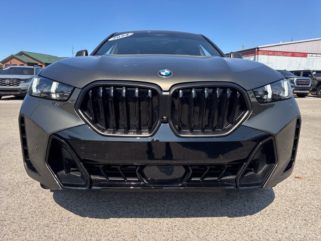 Used 2024 BMW X6 xDrive40i w/ Premium Package AWD/4WD image 12