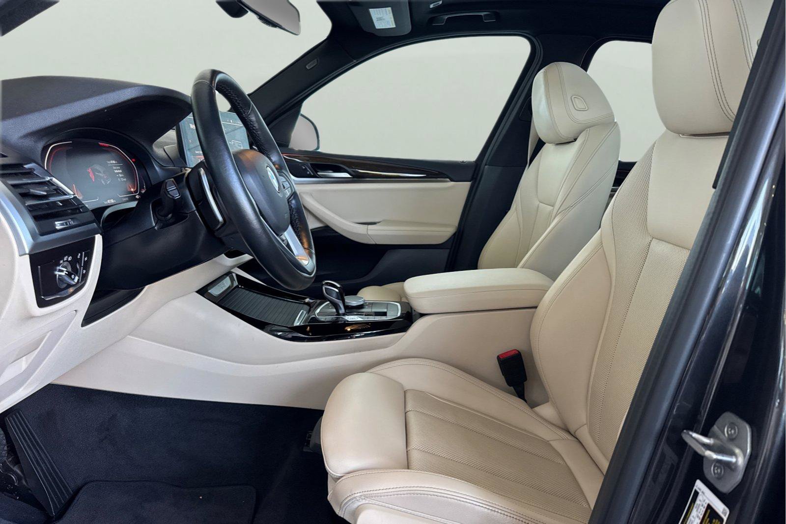 Used 2022 BMW X3 xDrive30i w/ Convenience Package AWD/4WD image 14