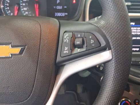 Used 2020 Chevrolet Sonic LT FWD image 25