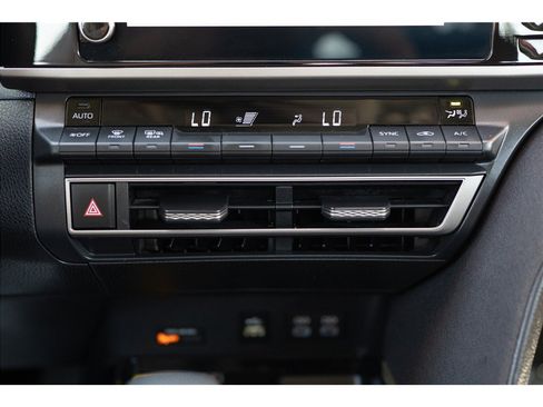 Used 2025 Toyota Camry LE FWD image 14
