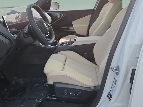 New 2026 BMW X3 xDrive30i w/ Convenience Package AWD/4WD image 9