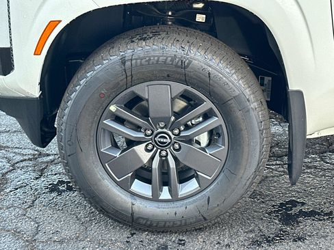 New 2026 Nissan Frontier SV w/ SV Convenience Package image 11