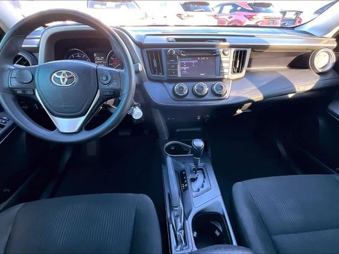 Used 2017 Toyota RAV4 LE image 15