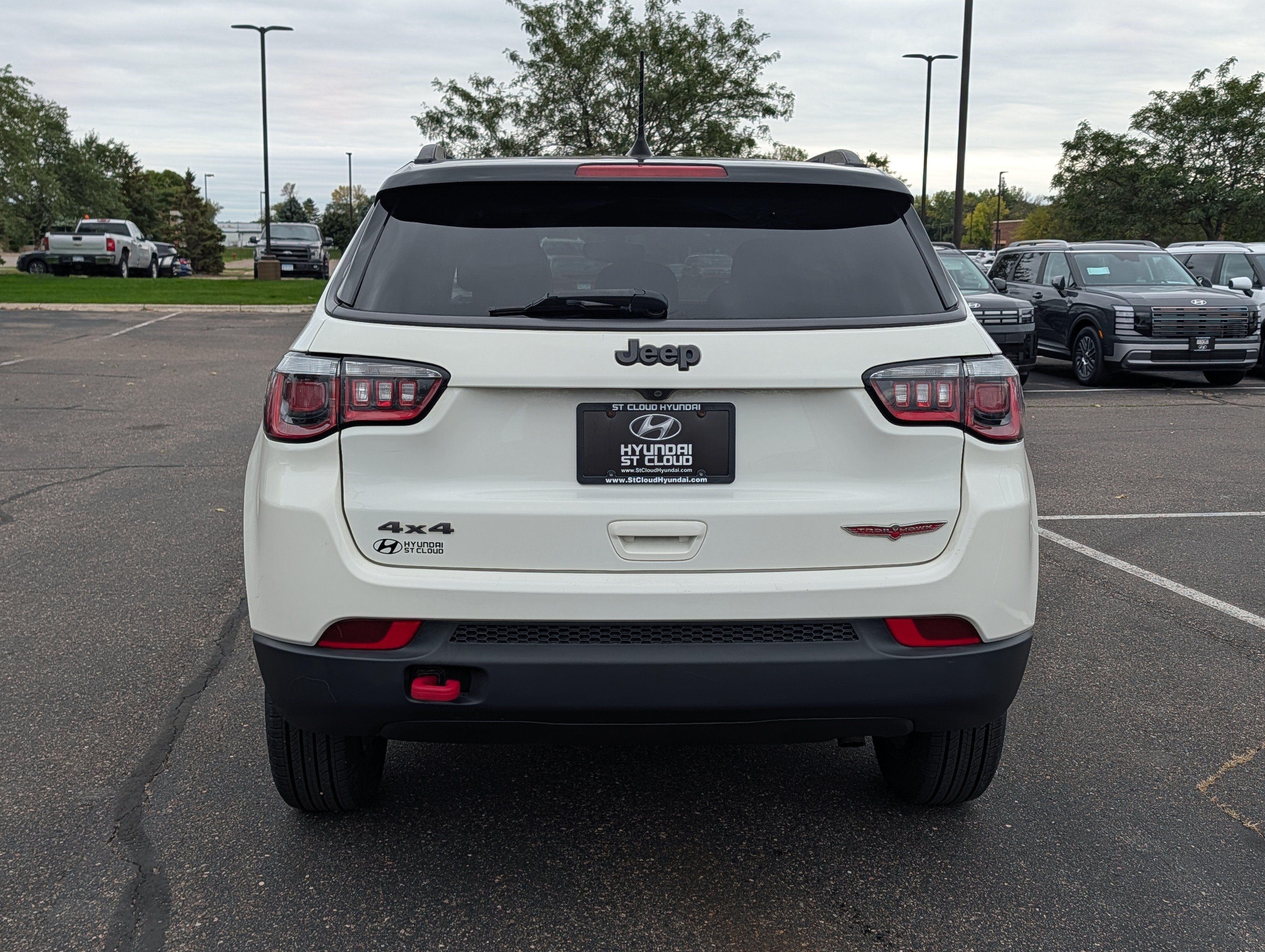 Used 2019 Jeep Compass Trailhawk w/ Cold Weather Group AWD/4WD image 4