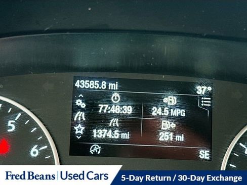 Used 2019 Ford EcoSport SE w/ SE Convenience Package image 14