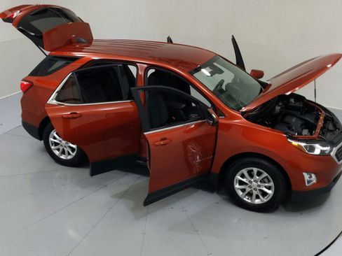 Used 2020 Chevrolet Equinox LT FWD image 24