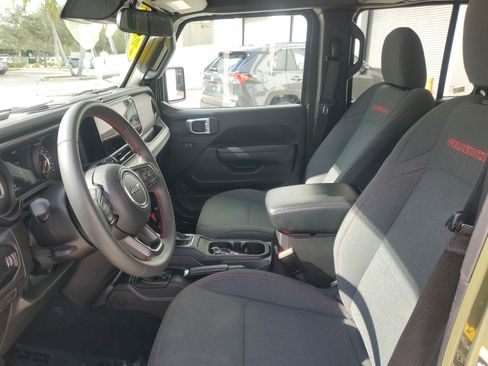 Used 2024 Jeep Wrangler Unlimited Rubicon image 15