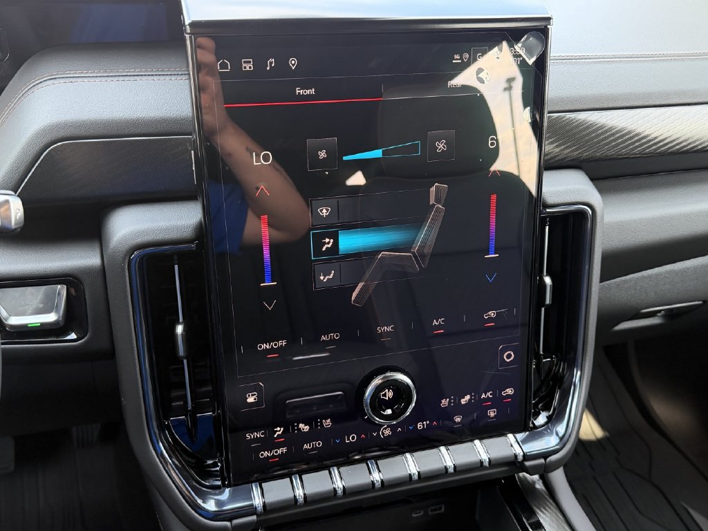 New 2027 GMC Yukon AT4 w/ AT4 Premium Package AWD/4WD image 16