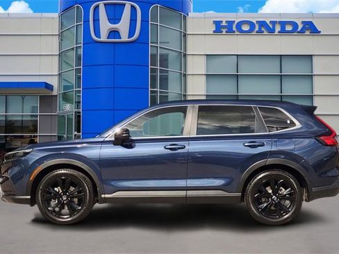 Used 2024 Honda CR-V Sport Touring image 3