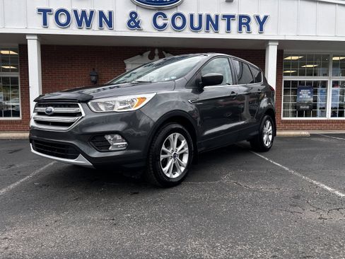Used 2019 Ford Escape SE AWD/4WD image 3