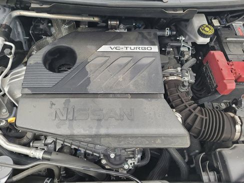 Used 2023 Nissan Rogue SV image 30